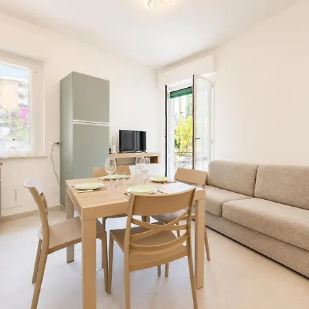 Hostdomus - La Bussola With Pool Apartamento Ceriale